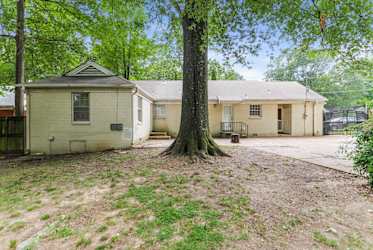 1172 Oak Ridge Dr - Memphis, TN