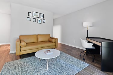 Premier Apartments - Austell, GA