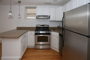 3730 N Oakley Ave unit I - Chicago, IL