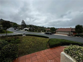 1213 Via Zumaya - Palos Verdes Estates, CA