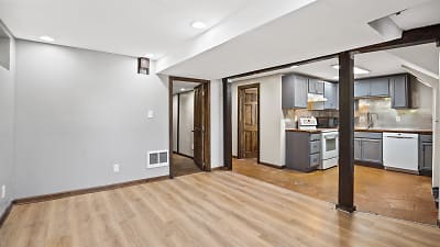 1018 W 11th Ave unit 4 - undefined, undefined
