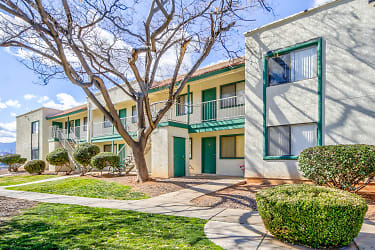 Falcon Court Apartments - Sierra Vista, AZ