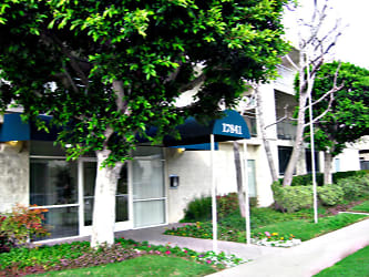 17841 Lassen St unit 215 - Los Angeles, CA