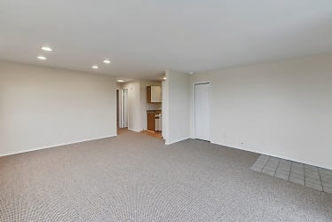 22999 Marine View Dr S&lt;/br&gt;Unit D201 - undefined, undefined