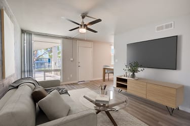 Rise At The Retreat Apartments - Tempe, AZ