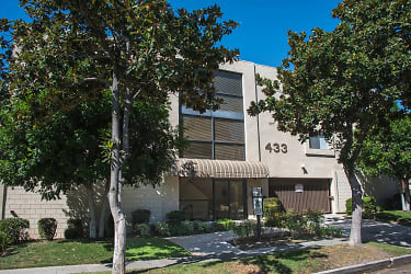 433 N Louise St - Glendale, CA