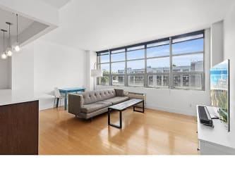 5-9 48th Ave unit 5-H - Queens, NY