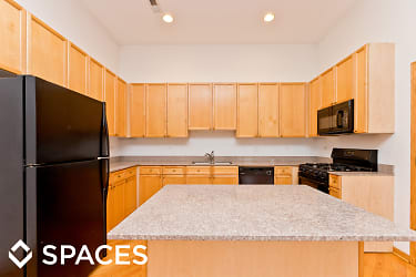 2531 N Southport Ave unit 2539-2N - Chicago, IL