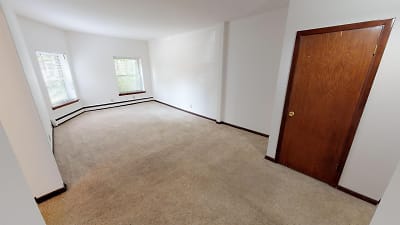 2520 N Stowell Ave unit 2520 103 - Milwaukee, WI