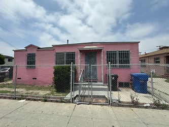 7227 S Hoover St - Los Angeles, CA