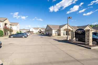 Welcome To Stone Creek! Apartments - Fort Smith, AR