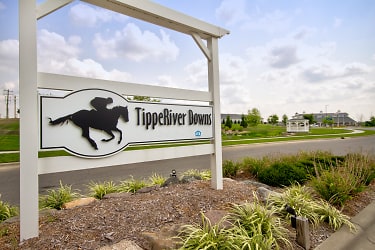 TippeRiver Downs Apartments - Warsaw, IN