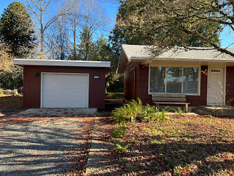 333 57th St - Springfield, OR