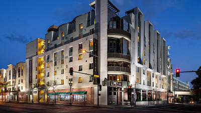 Eleve Lofts And Skydeck Apartments - Glendale, CA