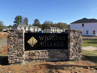 2078 Wiggins Village Dr - Youngsville, NC