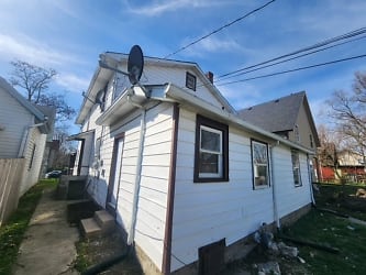 229 Jefferson Ave - Indianapolis, IN