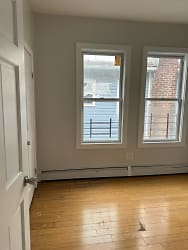 210 B 32nd St unit 2 - Queens, NY