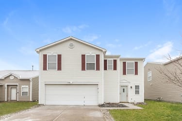 13146 N Becks Grove Dr - Camby, IN