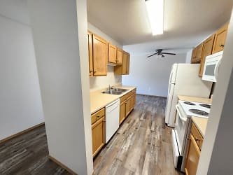 3219 S Sycamore Ave unit 108 - Sioux Falls, SD