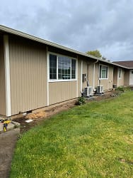 5001 Pacific Blvd SW - Albany, OR