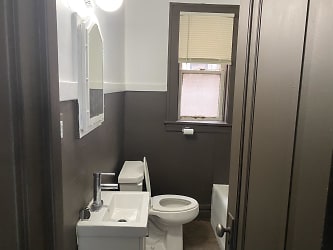 1170 Connecticut St unit 2 - Gary, IN