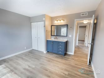 BEAUTIFULLY RENOVATED STUDIO'S... Just Blocks Away From Campus!!! Apartments - Corvallis, OR