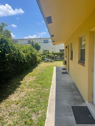 1341 NE 5th Terrace - Fort Lauderdale, FL