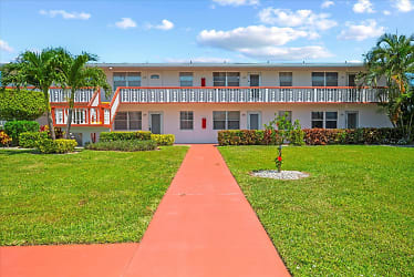 107 Chatham E - West Palm Beach, FL