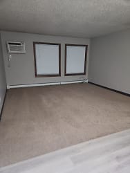 Courtwood -  Fines Holdings Apartments - Washburn, ND