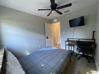 Room For Rent - Haines City, FL