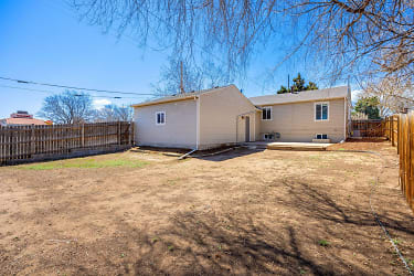 2444 11th Ave - Greeley, CO