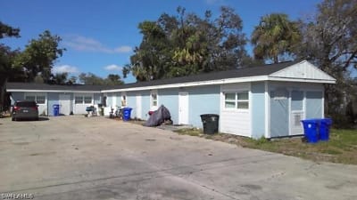 2214 Quality Life Ctr Wy #C - Fort Myers, FL