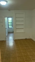 41-22 54th St #4 - Queens, NY