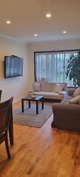 205 B 28 St - Queens, NY