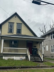 202 Westwood Ave - Akron, OH