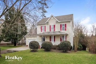 1006 Planters Trail Ct - Knightdale, NC