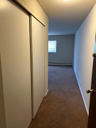 2 W Chester Pike unit 106 - Ridley Park, PA