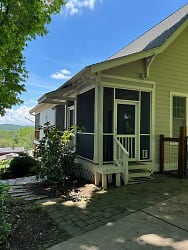 76 Thurland Ave - Asheville, NC