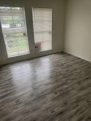 2020 Continental Ave #111 - Tallahassee, FL