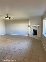 57 S Commonsway Dr - Portland, TX