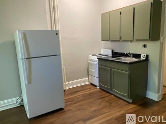1535 Pine St Unit 3 R - undefined, undefined