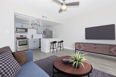 Rise Encore Apartments - Phoenix, AZ