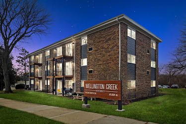 Wellington Creek Apartments - Lisle, IL