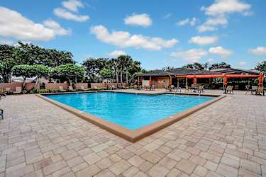 9299 Vista Del Lago unit 16f - Boca Raton, FL