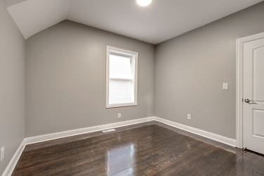 3048 East 80th Street Unit 1 - Chicago, IL