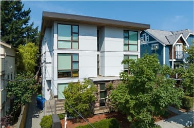3635 Phinney Ave N - Seattle, WA