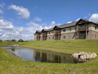 Aspen Ponds Apartments - Fargo, ND