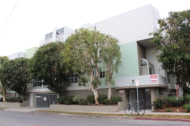 11263 Mississippi Ave unit 107 - Los Angeles, CA