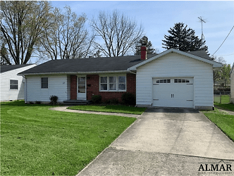 219 Dill Ave - Bowling Green, OH