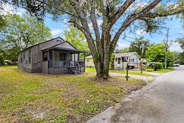 821 Leonard St - Brooksville, FL